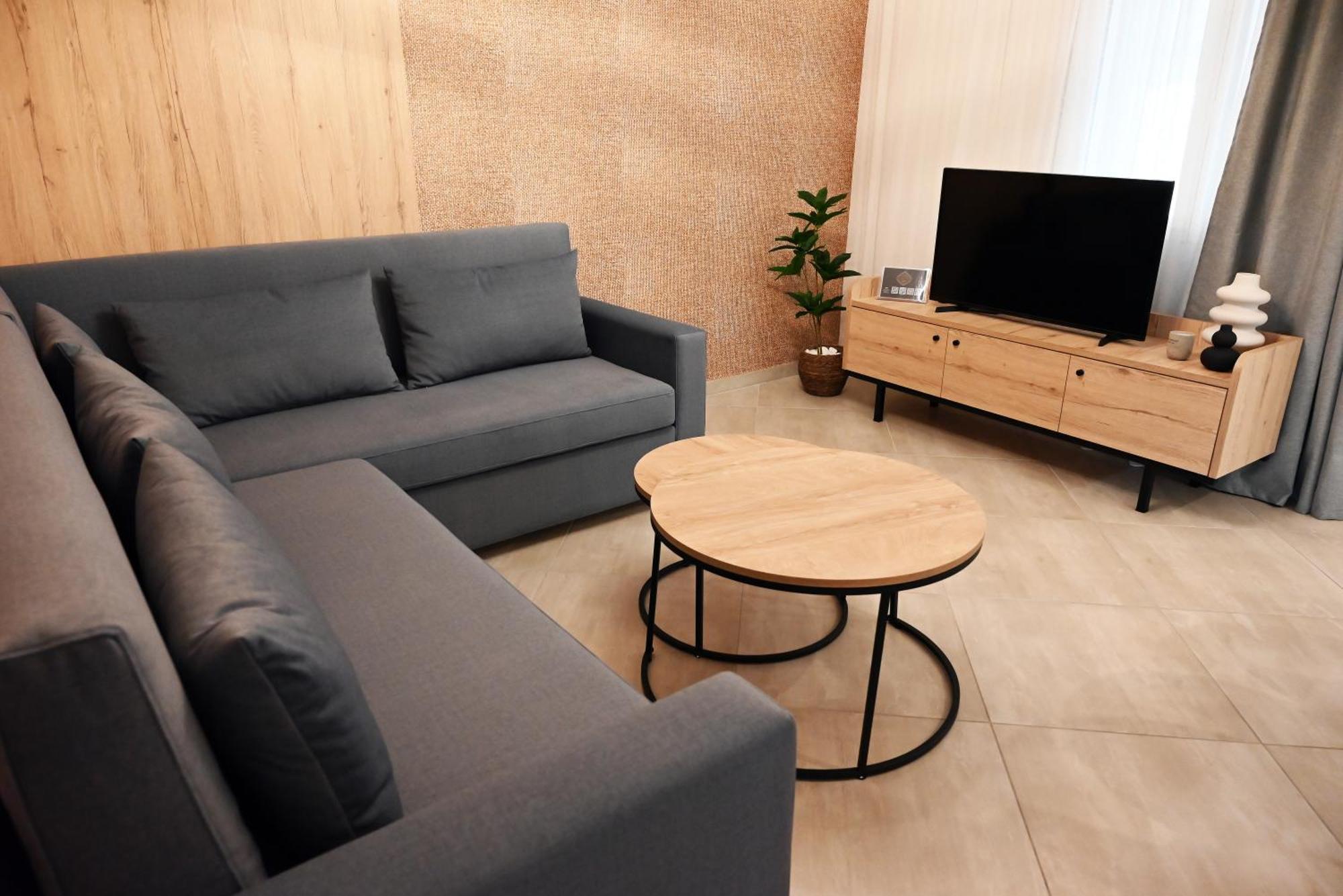 Mouson Luxury Suite With Free Private Parking Kavala Exterior foto